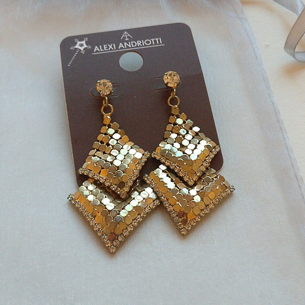 🔥Gold drop earrings